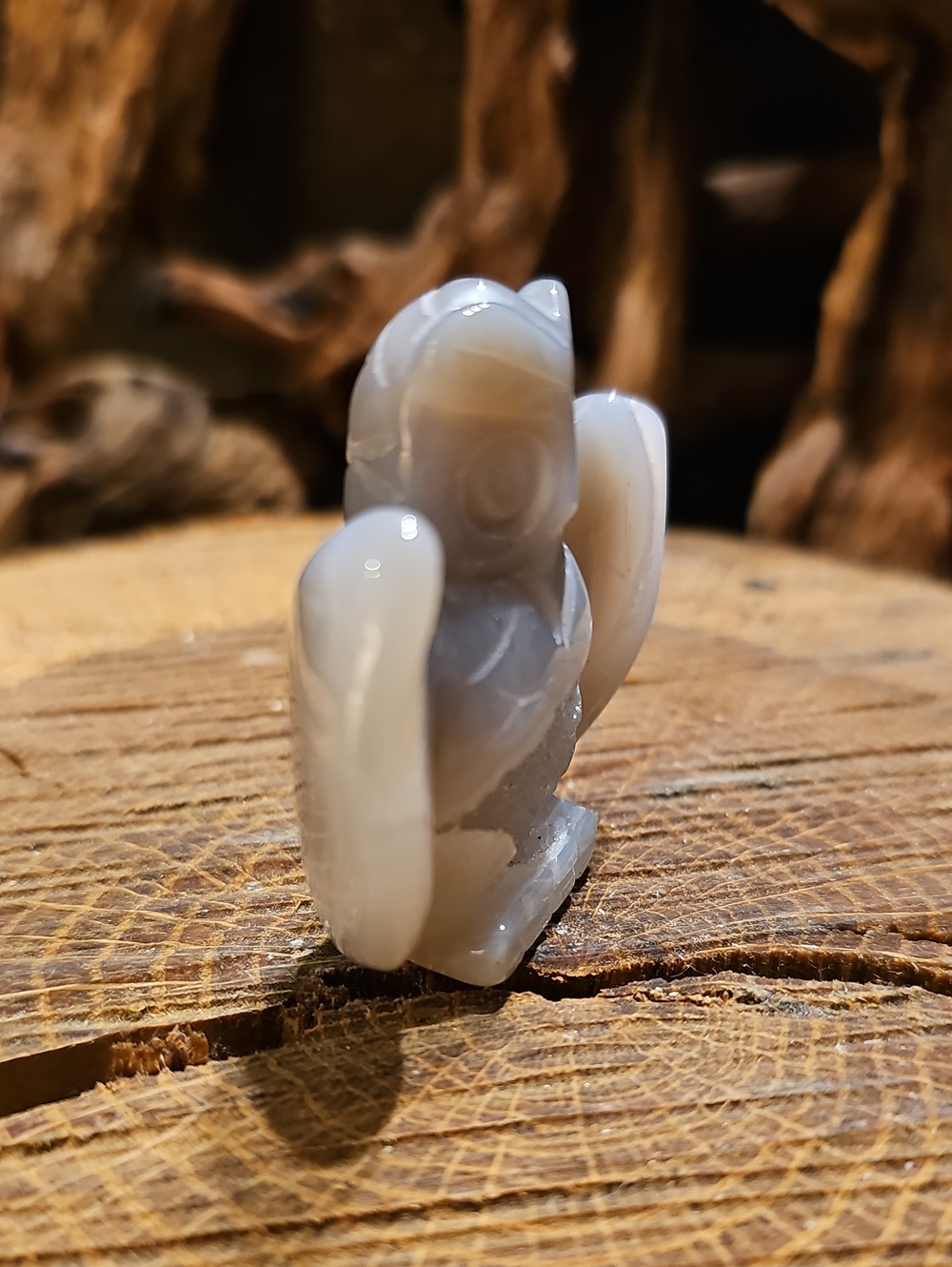 Carved Agate Owl Figurine - Gray and Cream Druzy Center - Picture 7 of 9